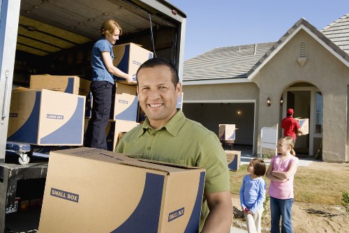 Local Putney moving truck for home and business transport